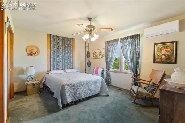 $948,000 | 340 Thames Drive, Colorado Springs, CO 80906