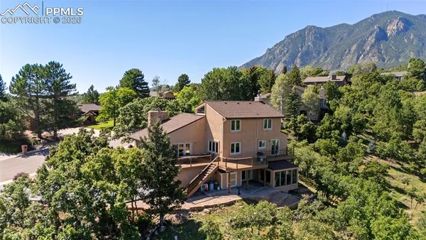 $948,000 | 340 Thames Drive, Colorado Springs, CO 80906