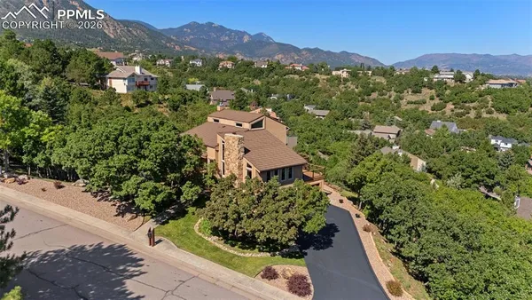 $948,000 | 340 Thames Drive, Colorado Springs, CO 80906
