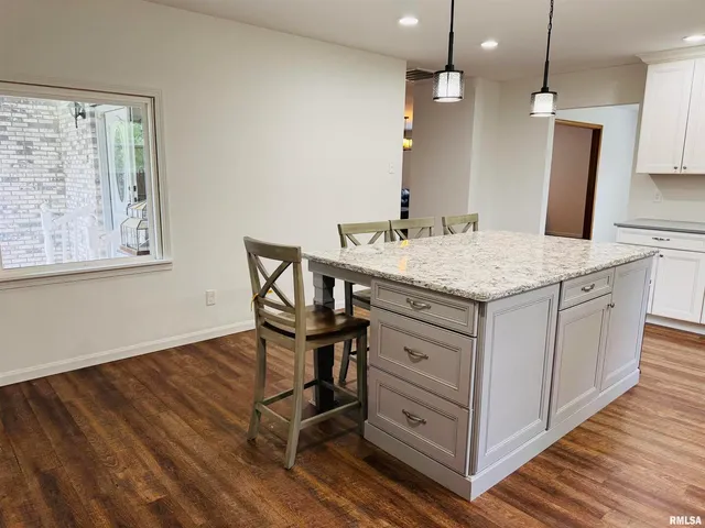 $265,000 | 111 Stork Street, Anna, IL 62906