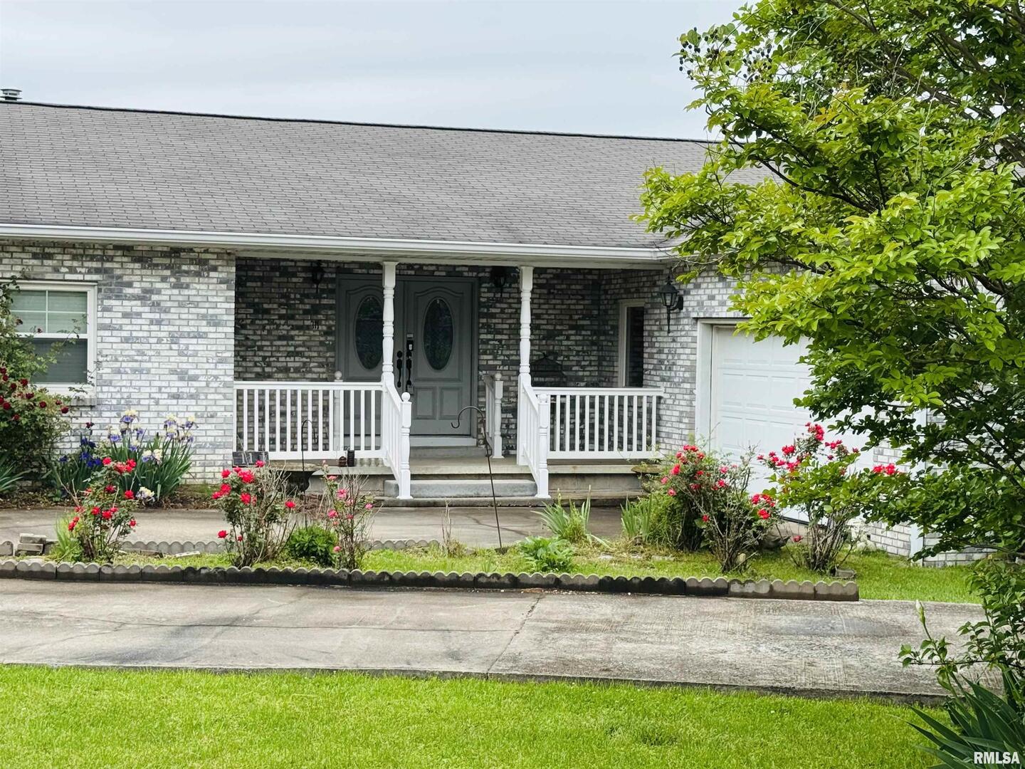 111 Stork Street Anna, IL 62906 - Photo 3 of 33