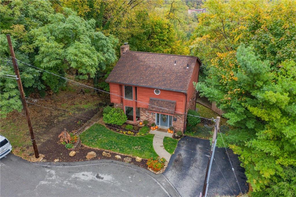 37 Roxbury Road Pittsburgh, PA 15221 - Photo 2 of 22 Gallery Image 2