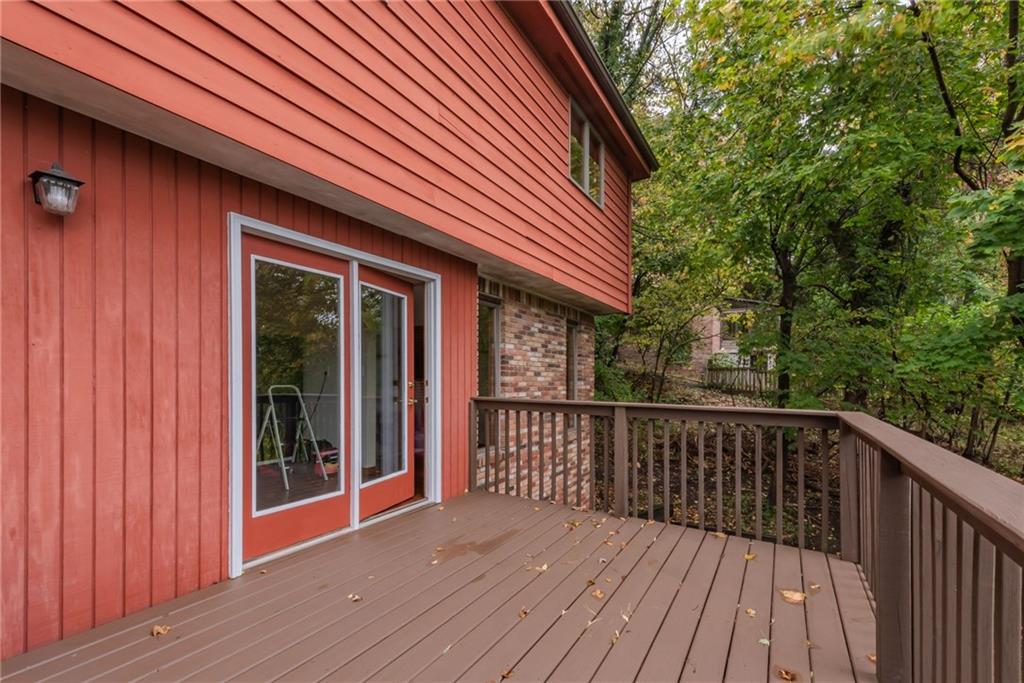 37 Roxbury Road Pittsburgh, PA 15221 - Photo 20 of 22 Upper Deck