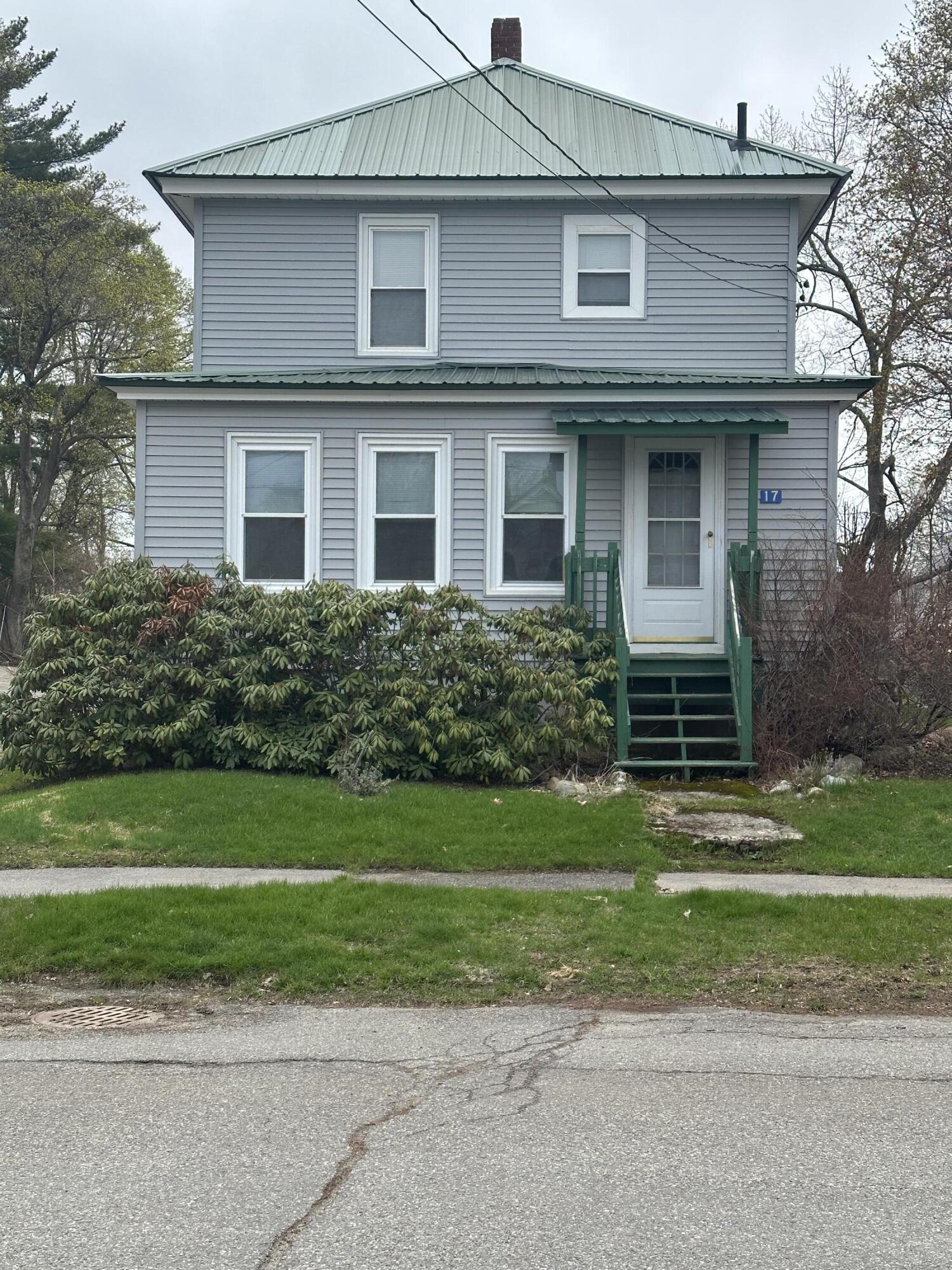 17 Pine Street East Millinocket, ME 04430 - Photo 3 of 38 9F2F50E6-8E16-405E-83A0-F8D75530354E