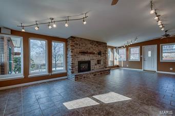 11670 Denny Road Sunset Hills, MO 63126 - Photo 8 of 32 Gallery Image 8