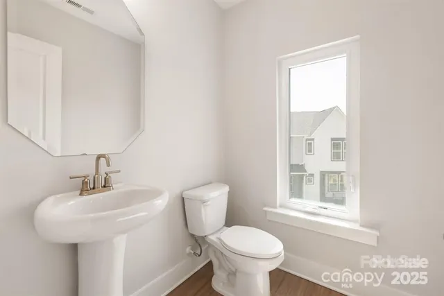 $2,550 | 312 Ferebee Place, Charlotte, NC 28213