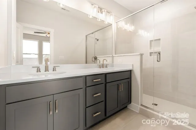 $2,550 | 312 Ferebee Place, Charlotte, NC 28213