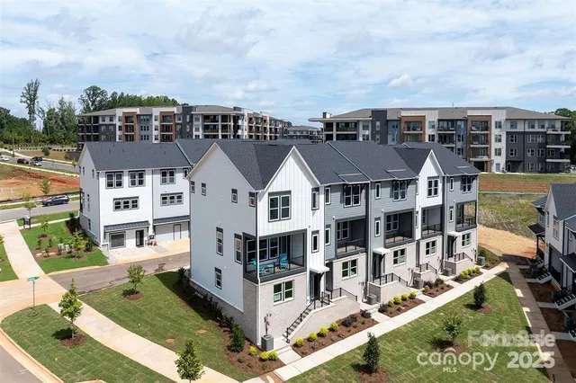 $2,550 | 312 Ferebee Place, Charlotte, NC 28213