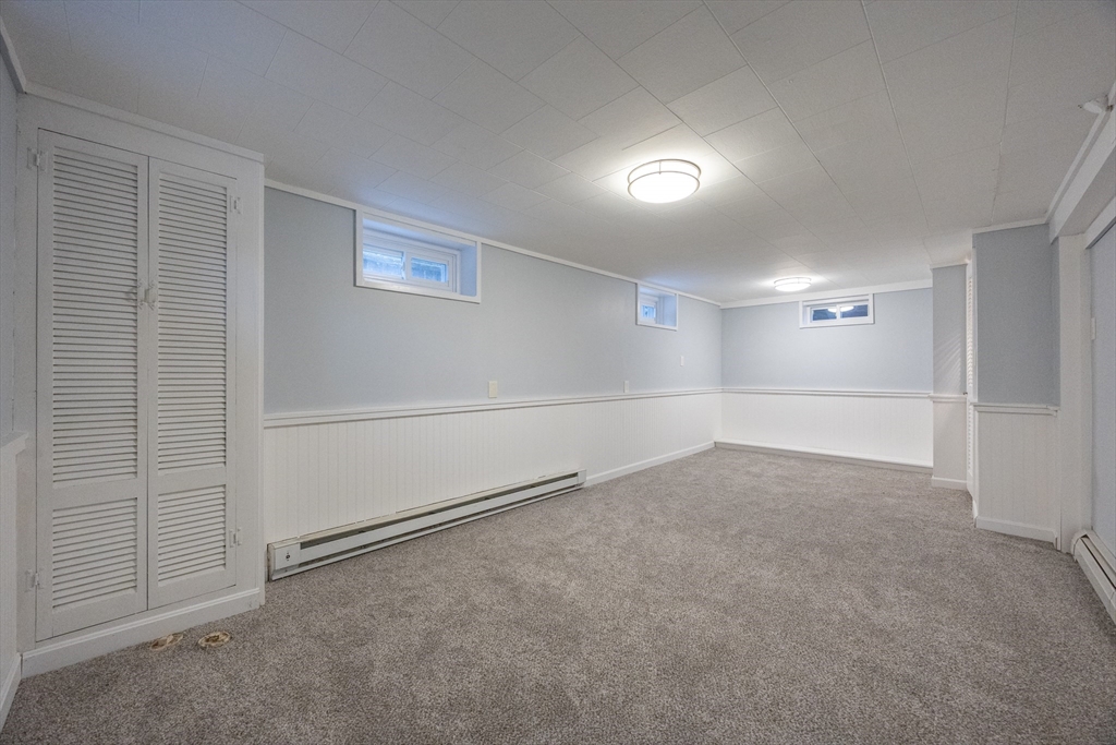 21 Manning Street Salem, MA 01970 - Photo 20 of 26 an empty room with an entryway
