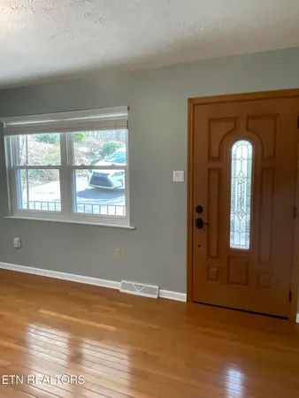 $420,000 | 184 Glenn Circle, Powell, TN 37849