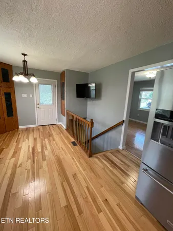 $420,000 | 184 Glenn Circle, Powell, TN 37849