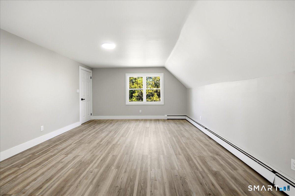 12 Darien Road New Fairfield, CT 06812 - Photo 12 of 31 Top floor