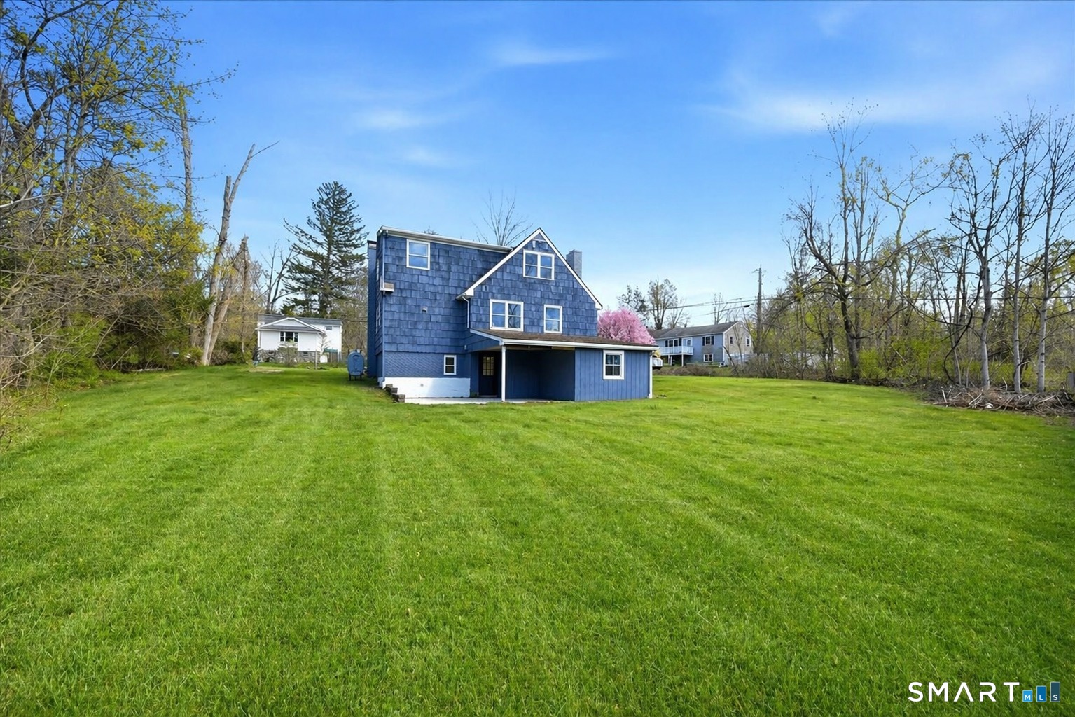 12 Darien Road New Fairfield, CT 06812 - Photo 27 of 31