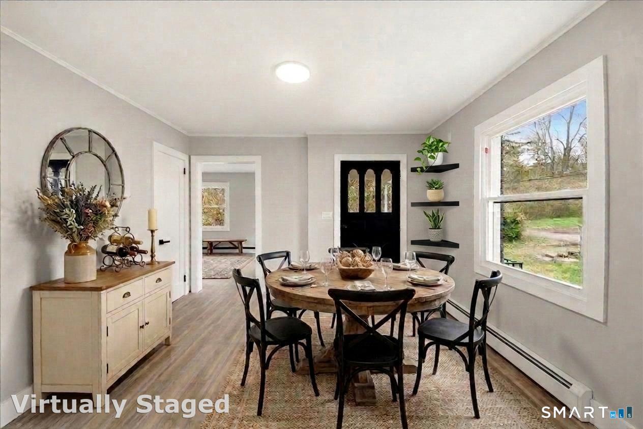 12 Darien Road New Fairfield, CT 06812 - Photo 4 of 31 Entry on main floor into dining area.