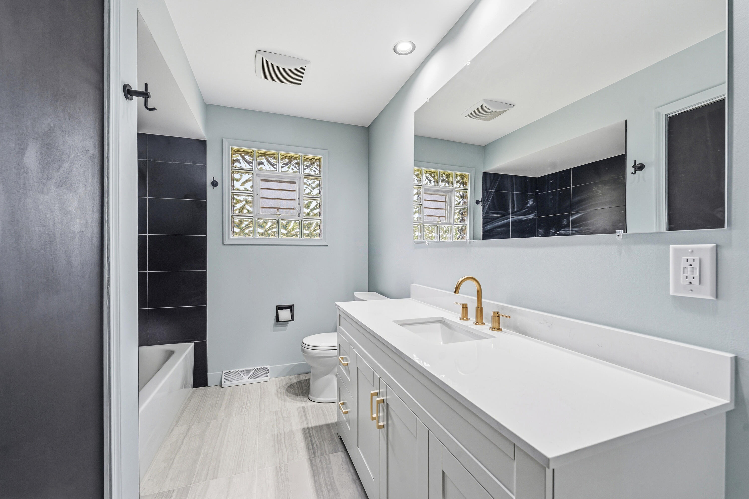 11300 Elizabeth Drive Three Rivers, MI 49093 - Photo 12 of 31 DSC09922