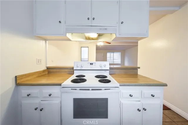 $435,000 | 1000 West MacArthur Boulevard, Unit 113, Santa Ana, CA 92707