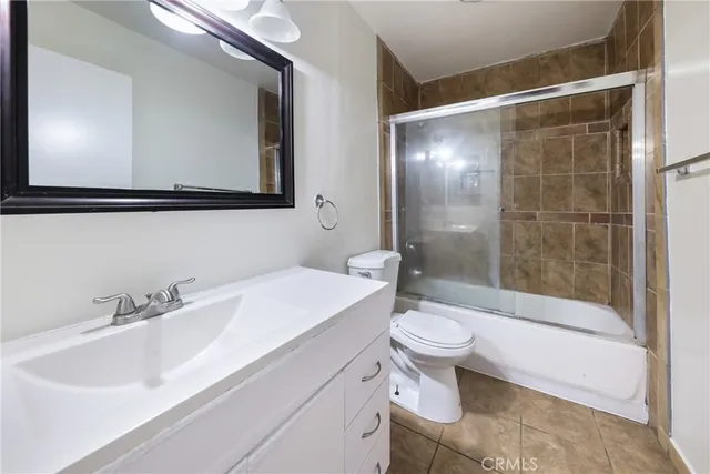 $435,000 | 1000 West MacArthur Boulevard, Unit 113, Santa Ana, CA 92707