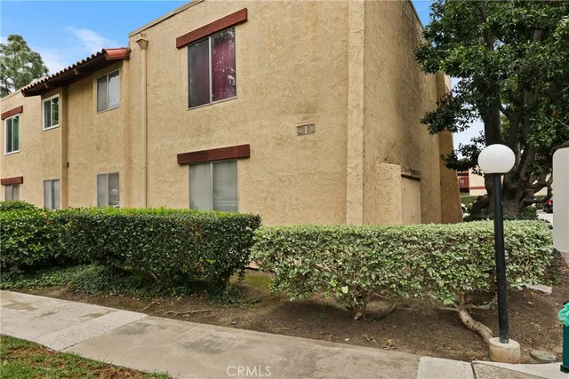 $435,000 | 1000 West MacArthur Boulevard, Unit 113, Santa Ana, CA 92707