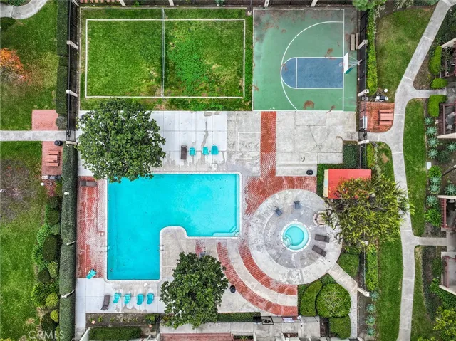 $435,000 | 1000 West MacArthur Boulevard, Unit 113, Santa Ana, CA 92707