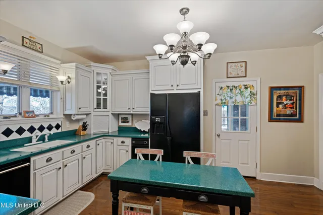 $1,250,000 | 8000 Austin Road, Lake Cormorant, MS 38641