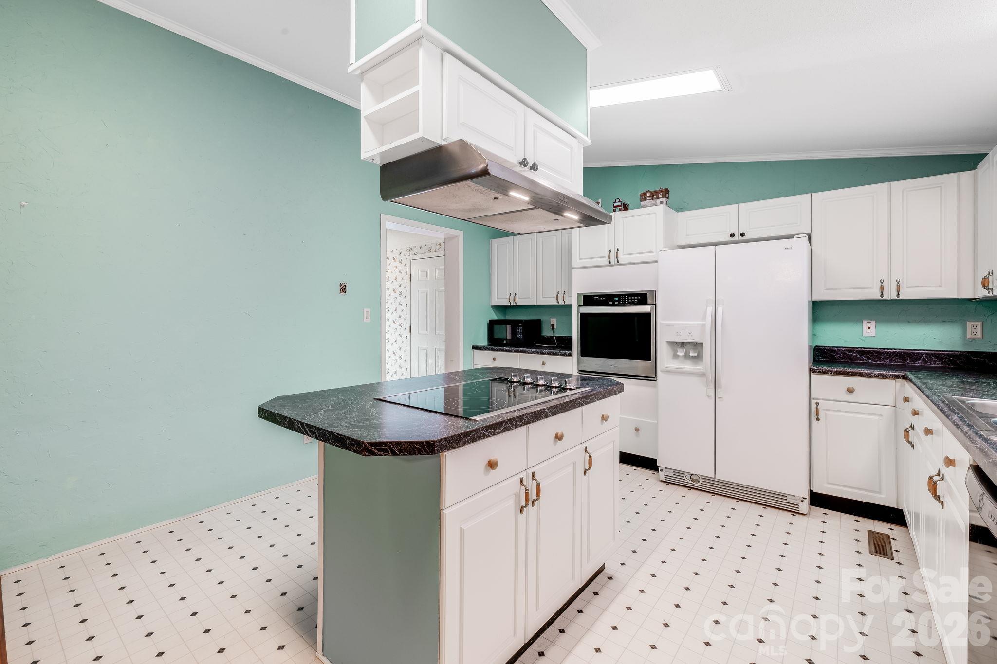 655 School Road East Asheville, NC 28803 - Photo 17 of 45 Gallery Image 17