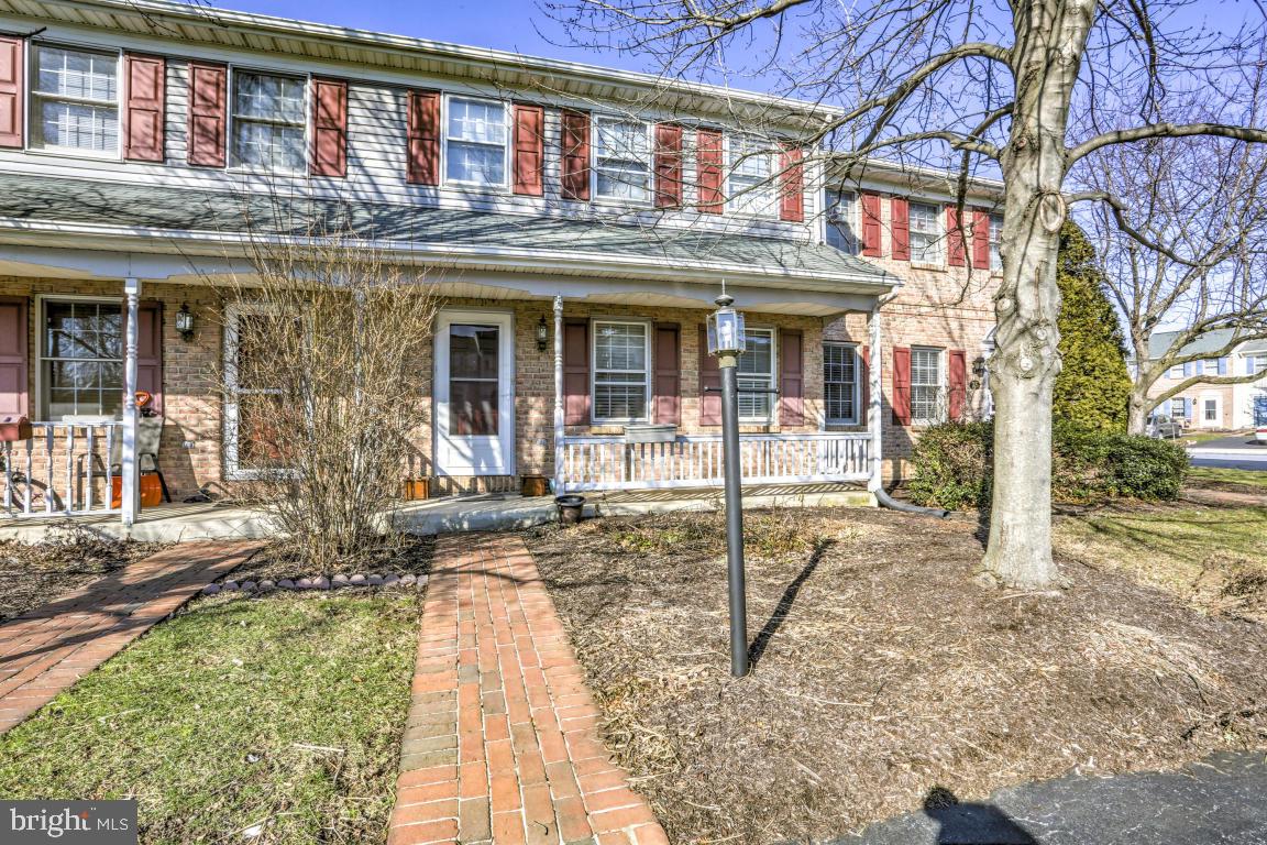 33 Brookfield Road Lititz, PA 17543 - Photo 3 of 19 Gallery Image 3