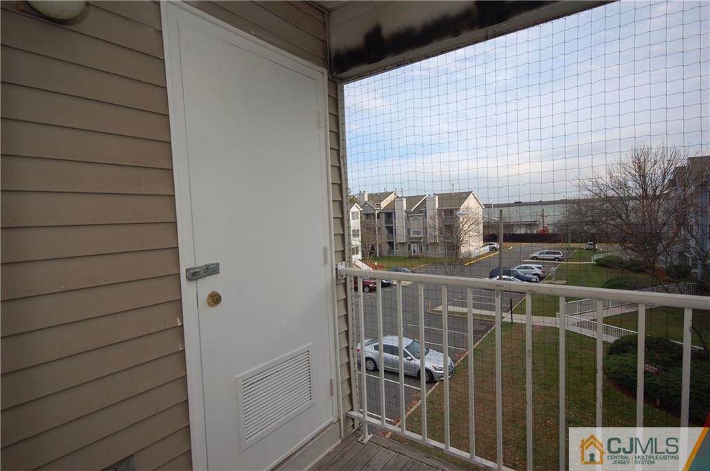 1037 Edpas Road, Unit 1037 New Brunswick, NJ 08901 - Photo 2 of 15 a view of entryway
