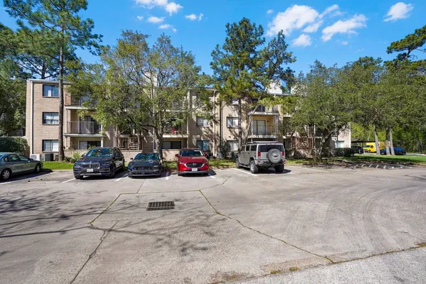 $125,000 | 3500 Tangle Brush Drive, Unit 150, The Woodlands, TX 77381