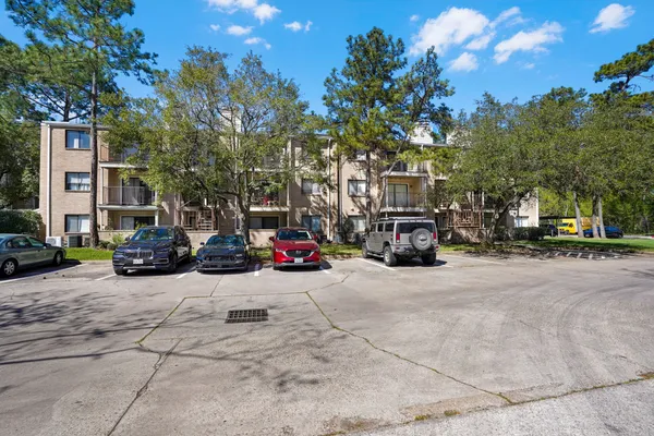 $125,000 | 3500 Tangle Brush Drive, Unit 150, Spring, TX 77381