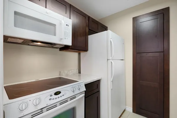 $125,000 | 3500 Tangle Brush Drive, Unit 150, The Woodlands, TX 77381