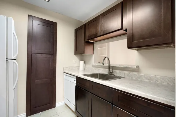 $125,000 | 3500 Tangle Brush Drive, Unit 150, The Woodlands, TX 77381