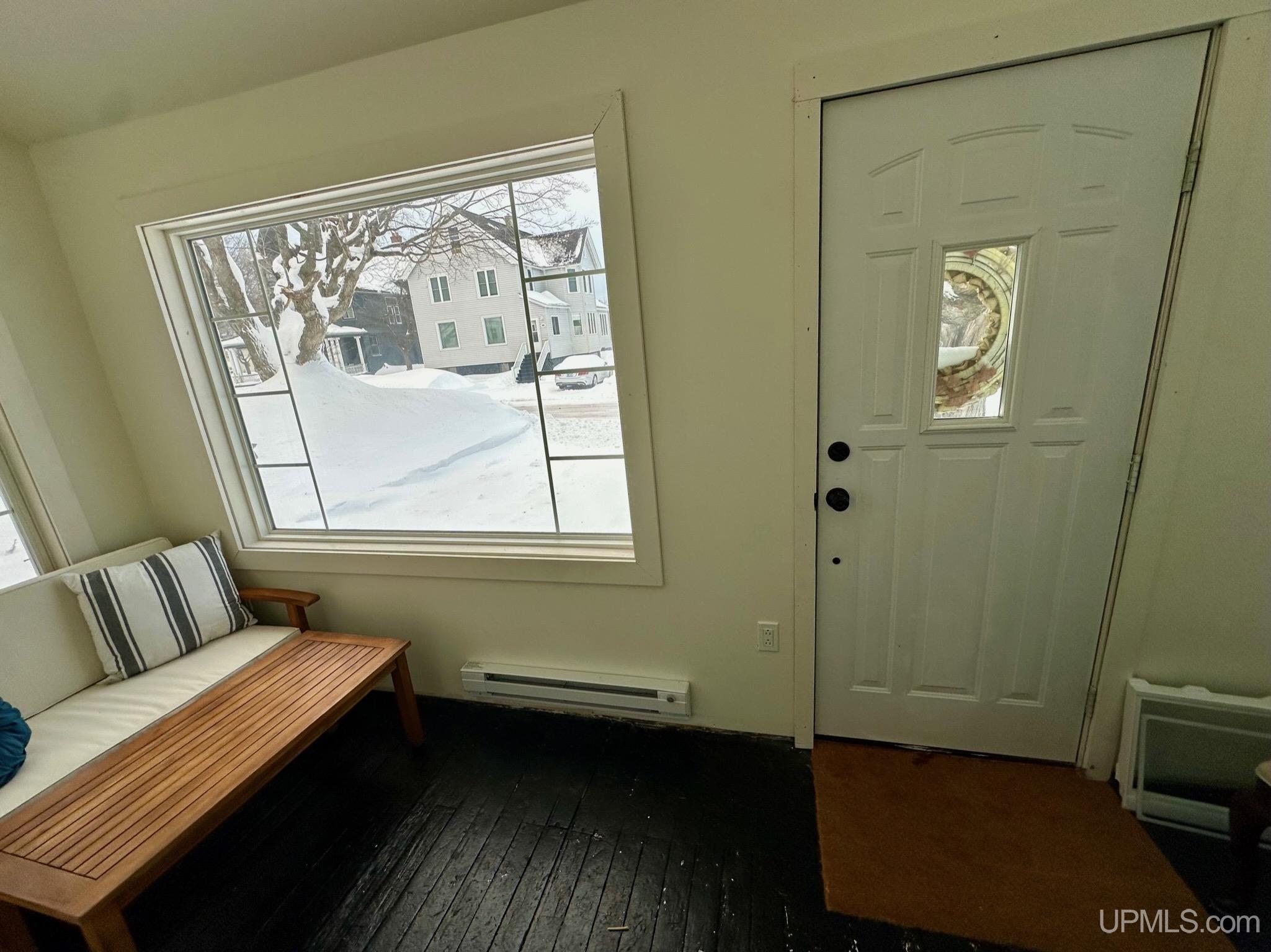 415 Kearsarge Street Calumet, MI 49913 - Photo 19 of 48