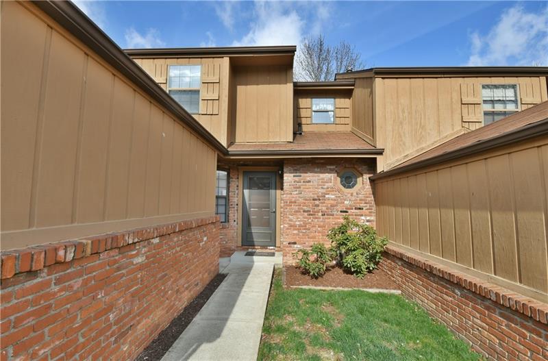1106 Old Farm Road Lawrence, PA 15055 - Photo 2 of 21 Gallery Image 2