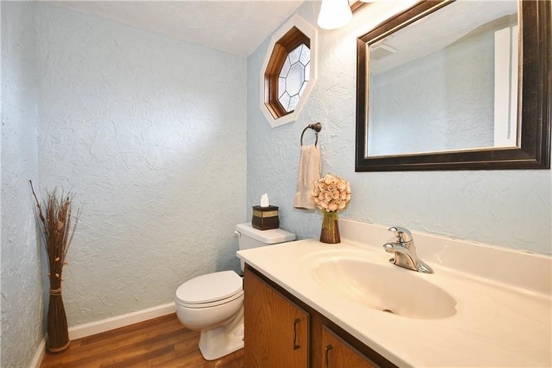 1106 Old Farm Road Lawrence, PA 15055 - Photo 11 of 21 Gallery Image 11