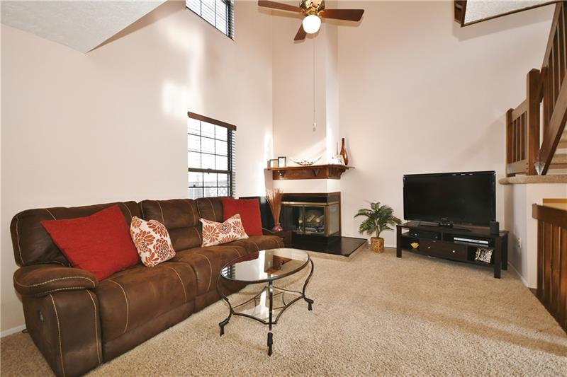 1106 Old Farm Road Lawrence, PA 15055 - Photo 5 of 21 Gallery Image 5