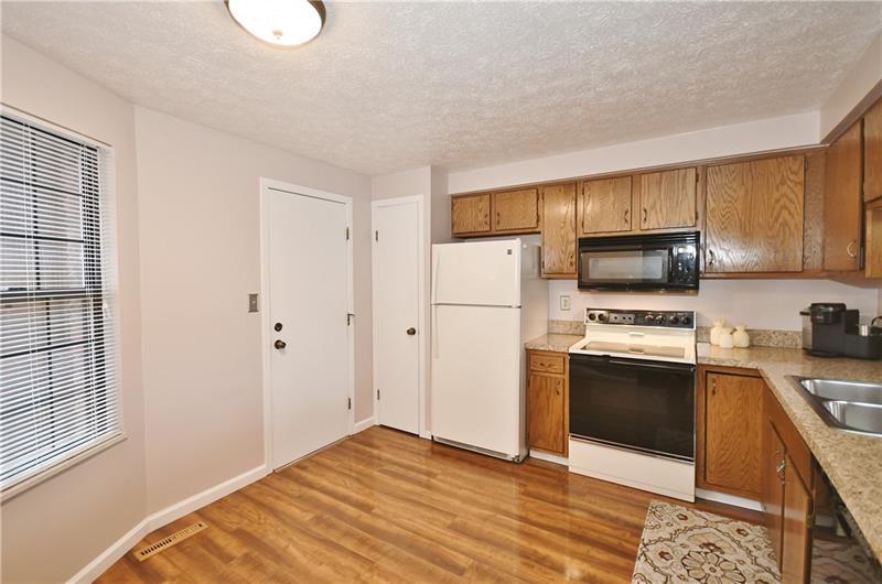 1106 Old Farm Road Lawrence, PA 15055 - Photo 10 of 21 Gallery Image 10