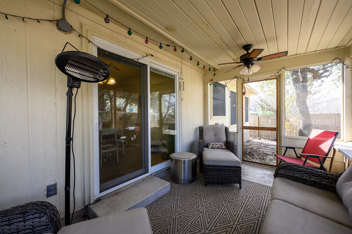 8920 Frock Court Austin, TX 78748 - Photo 16 of 22 a living room with furniture and a large window