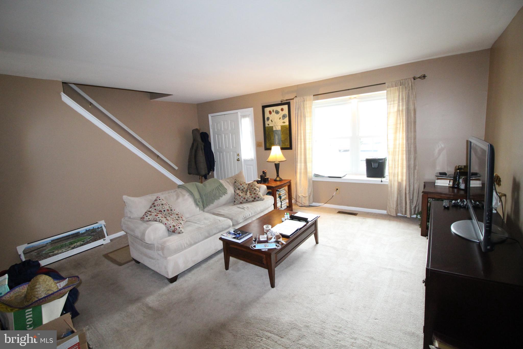 930 Craftsman Road Norristown, PA 19403 - Photo 3 of 27 Gallery Image 3
