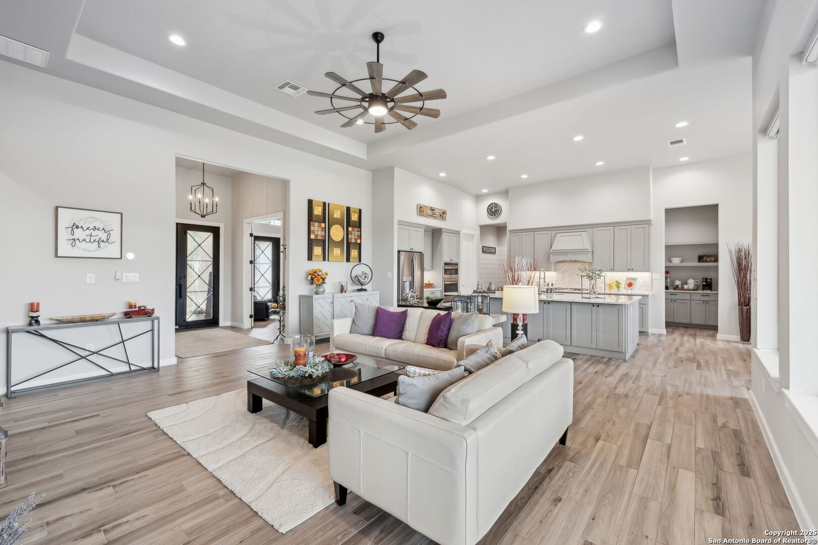 406 Arthur Court Spring Branch, TX 78070 - Photo 11 of 44