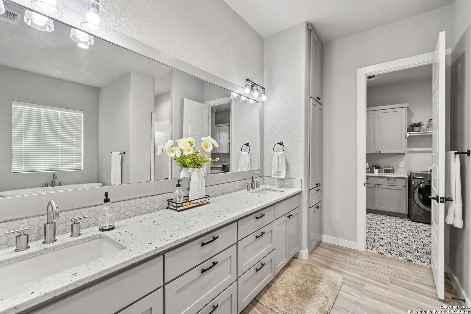 406 Arthur Court Spring Branch, TX 78070 - Photo 23 of 44