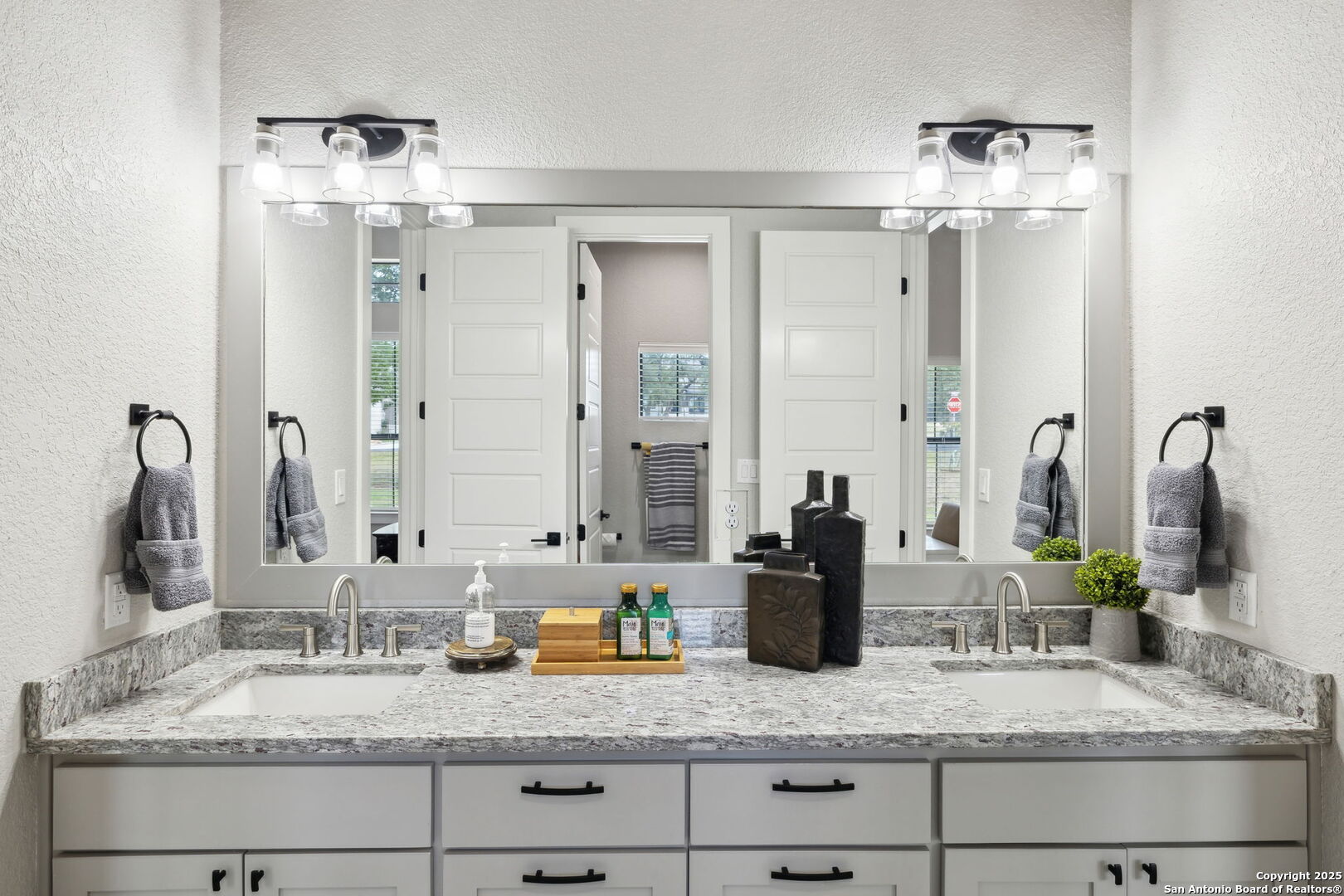 406 Arthur Court Spring Branch, TX 78070 - Photo 30 of 44