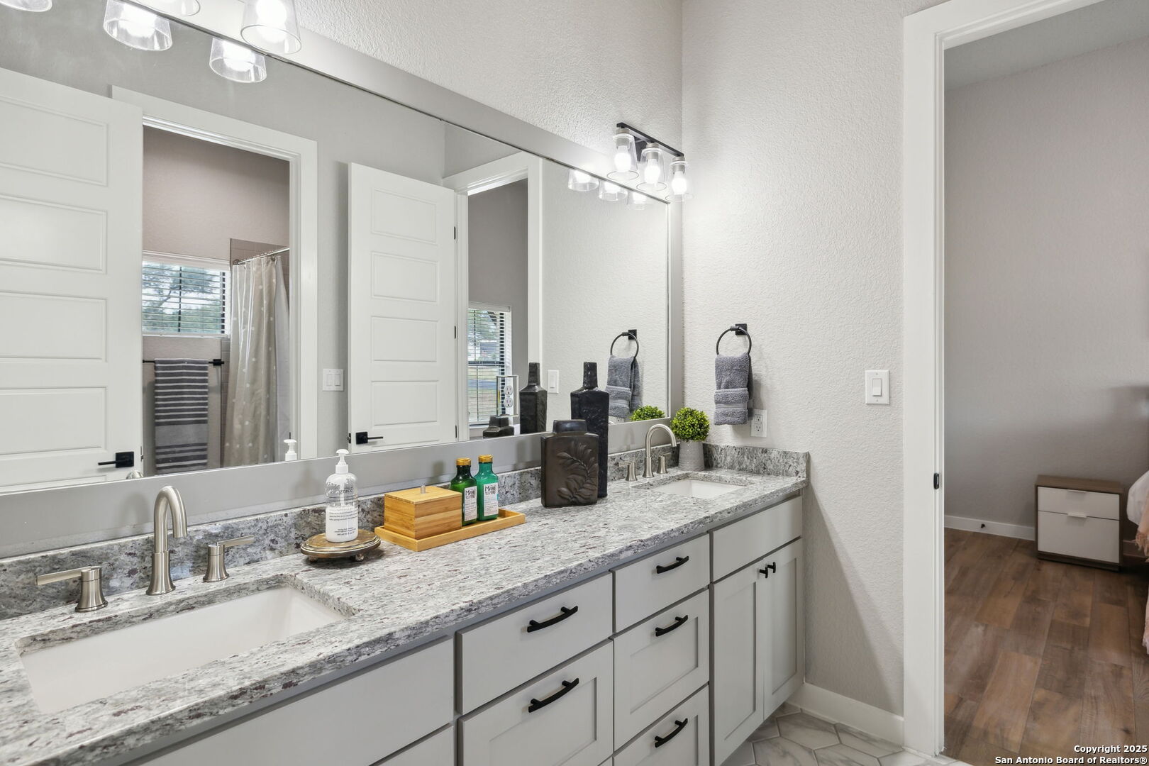 406 Arthur Court Spring Branch, TX 78070 - Photo 31 of 44
