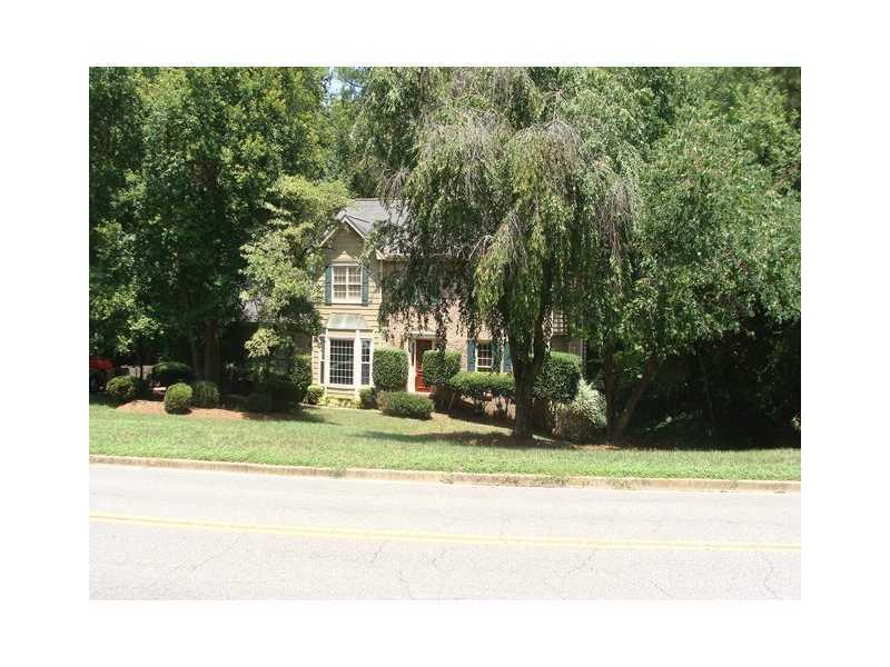 9015 Martin Road Roswell, GA 30076 - Photo 1 of 1 Exterior Front.