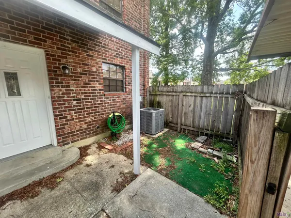 $1,150 | 4448 Stumberg Lane, Baton Rouge, LA 70816