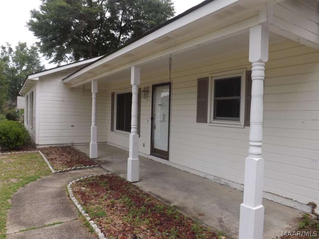 2371 Campground Road Ozark, AL 36360 - Photo 2 of 16 Gallery Image 2