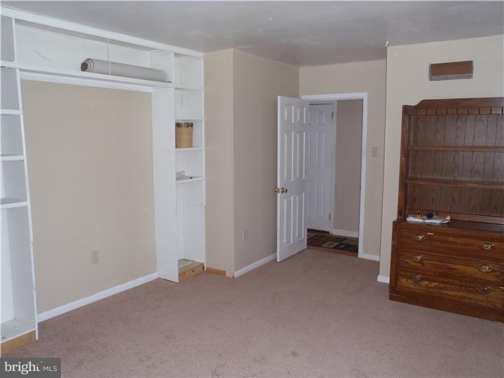 860 Aster Road Warminster, PA 18974 - Photo 23 of 25 Gallery Image 23