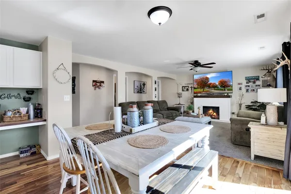 $429,999 | 1407 East Crossroads Drive, Moses Lake, WA 98837