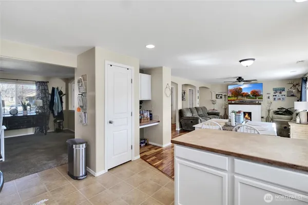 $429,999 | 1407 East Crossroads Drive, Moses Lake, WA 98837