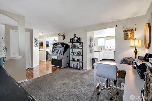 $429,999 | 1407 East Crossroads Drive, Moses Lake, WA 98837