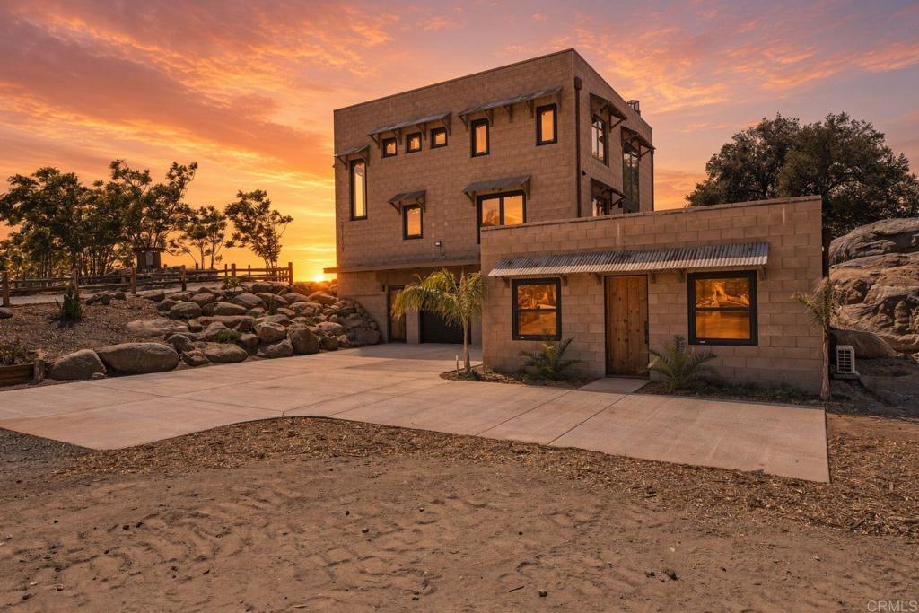 21179 Sutherland Dam Road Ramona, CA 92065 - Photo 3 of 74 Gallery Image 3